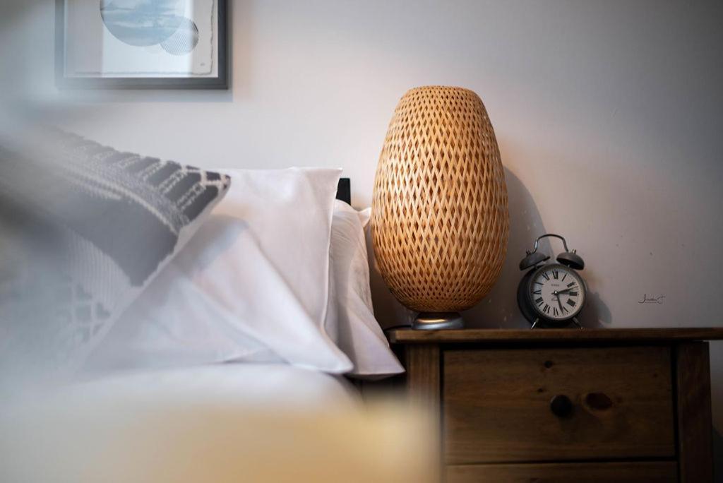 Air Host And Stay - Apartment 5 Broadhurst Court Sleeps 6 Minutes From Town Centre Stockport Dış mekan fotoğraf